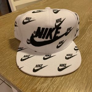 Nike Men’s Hat